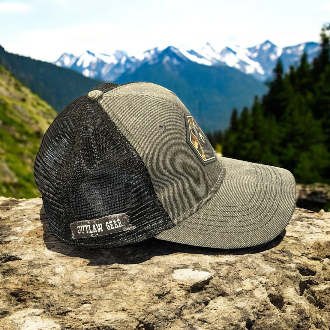 🧢 Grizzly Badge Trucker Cap